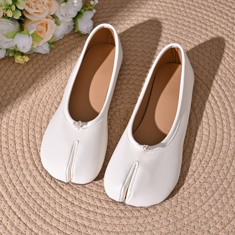 Women Cozy Leather Flats Split - огляд і ціна Women Shoes Jeans