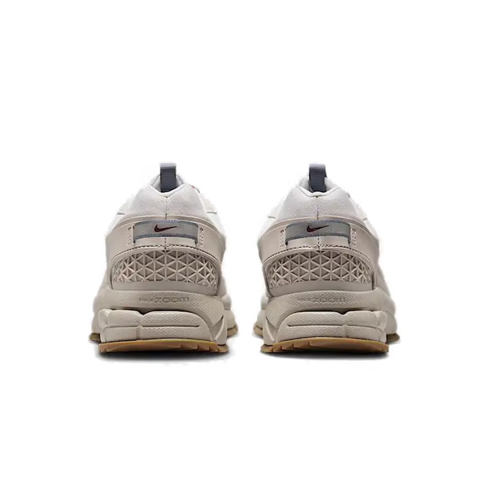 Nike ZOOM VOMERO ROAM Versatil - огляд і ціна Women Shoes Zoom